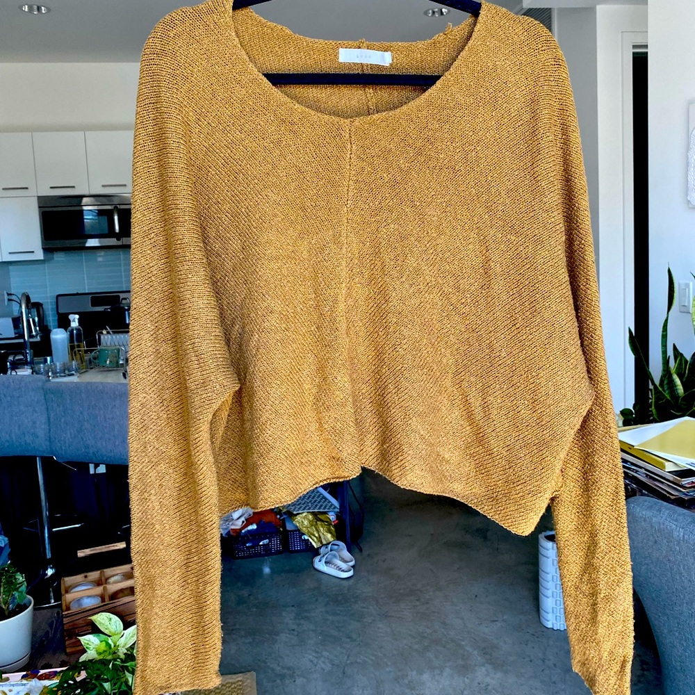Gold/brown knit sweater